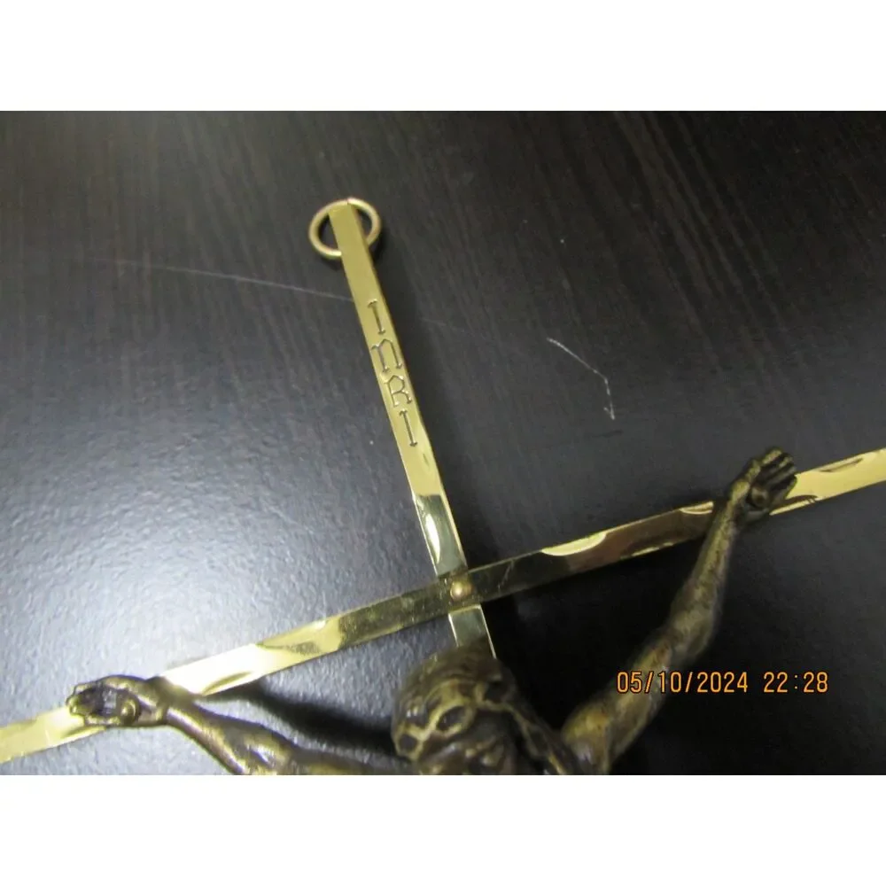 Brass Crucifix JESUS on the CROSS INRI wall hangings religious sacred Christian